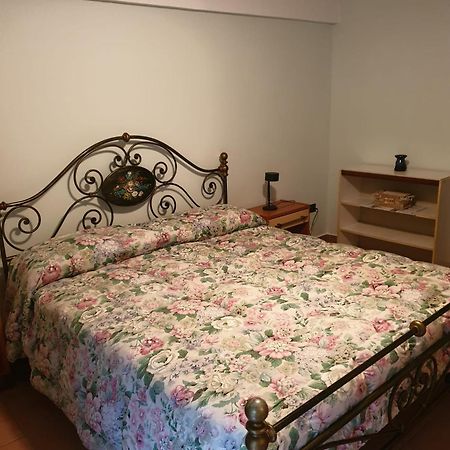 サンタントーニオ・アバーテ Dog House From Pompei-Amalfi Bed & Breakfast エクステリア 写真